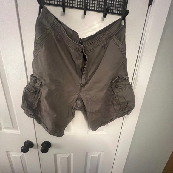 Cargo shorts - Picture 1 of 1